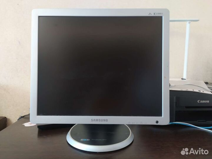 Монитор Samsung 19 дюймов