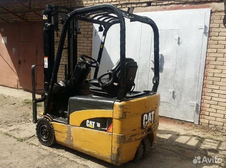 Разбор спецтехника кат Катерпиллер