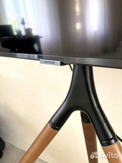 Телевизор Samsung 4k UHD
