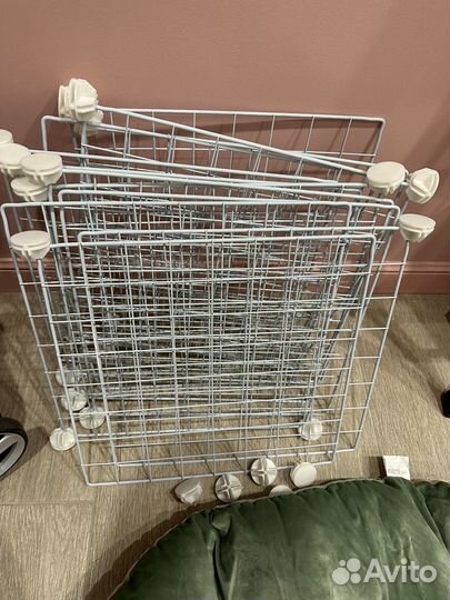 Вольер для щенка, подушка и переноска