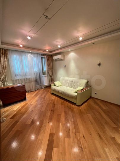 2-к. квартира, 54 м², 2/17 эт.