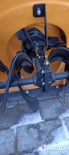 Снегоуборщик бензиновый самоходный ксм24-F