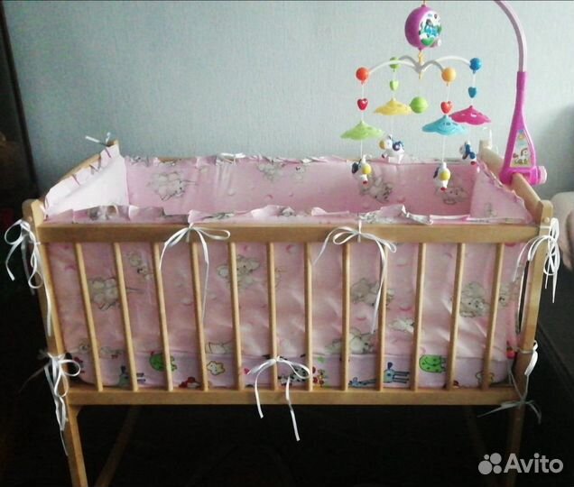 Детская кроватка