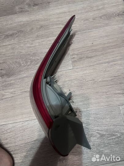 Стоп сигнал задний левый Toyota Camry ACV40 2azfe