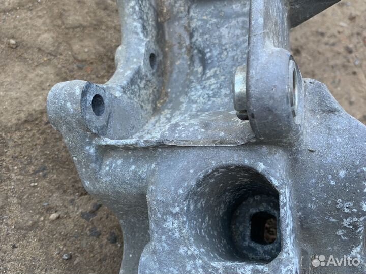 Кронштейн крепления генератора nissan almera g 15