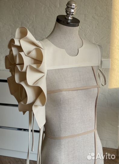 Манишка с воланами / Съемный воротник (молочный)