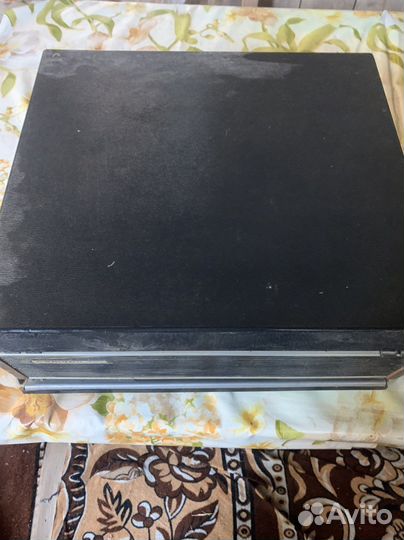 Катушечный магнитофон