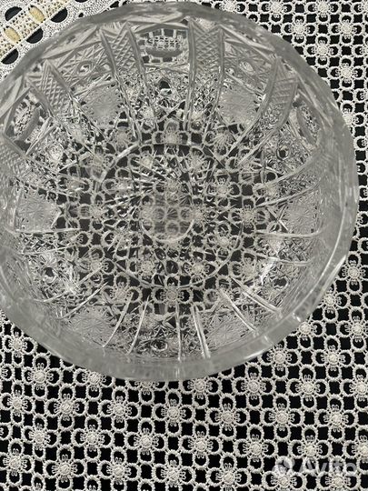 Фарфоровые вазы хрустальные