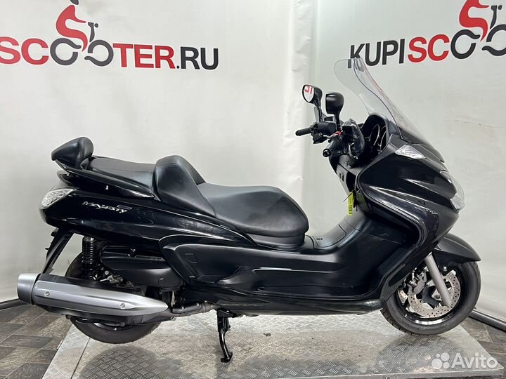 Максискутер Yamaha Majesty 400