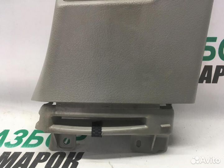 Обшивка стойки для Toyota Corolla 10 2006-2013г