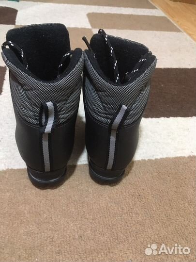 Лыжные ботинки детские 33