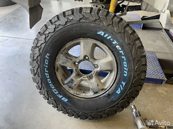 Bfgoodrich All-Terrain T/A KO2 285/75 R16