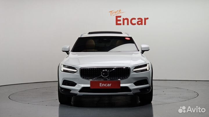 Volvo V90 Cross Country 2.0 AT, 2022, 38 700 км