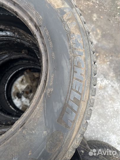 Michelin Agilis X-Ice North 285/60 R18