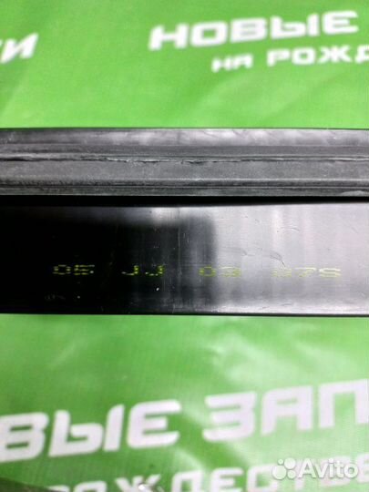 Воздушный фильтр двигателя Mitsubishi Galant 1996