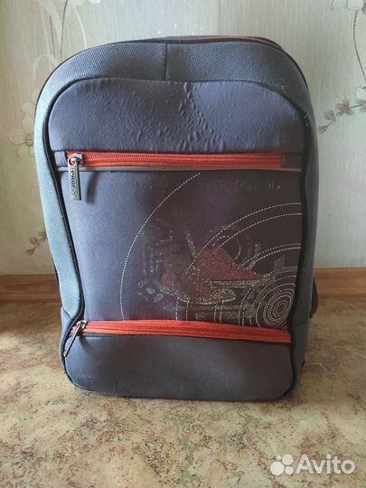 Рюкзак школьный