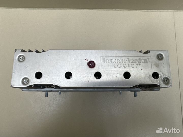 Усилитель звука Logic7 Mercedes W211/W219