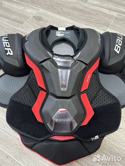 Нагрудник хоккейный Bauer 3x pro