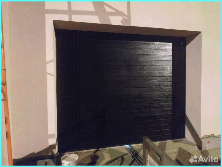 Гаражные подъемно секционные ворота Alutech