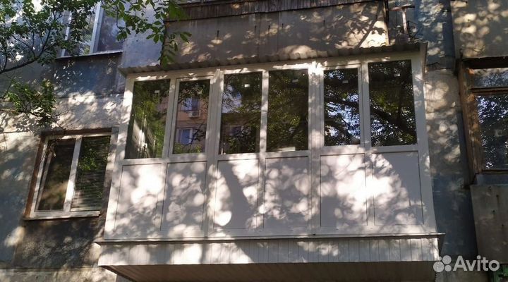 Пластиковый балкон с установкой