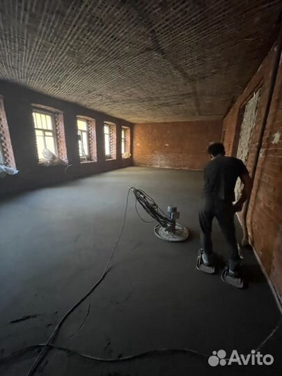 Стяжка пола механизированная