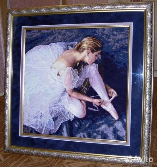 Картина вышитая готовая 