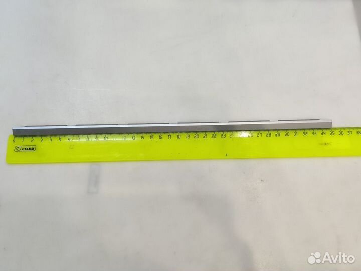 Заглушка винтов над клавиатурой Toshiba L350D