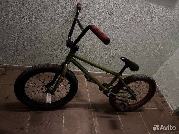 Трюковой велосипед bmx