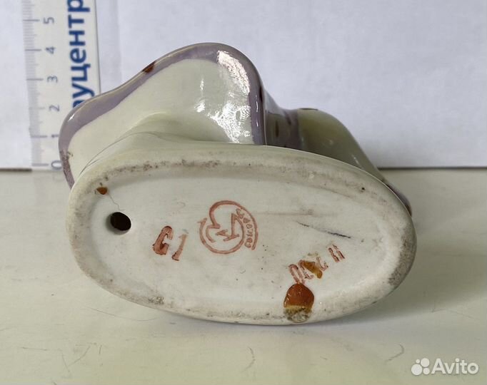 Фарфоровая статуэтка Огневушка Поскакушка Сысерть