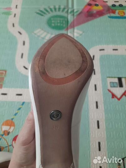 Туфли женские 38 размер