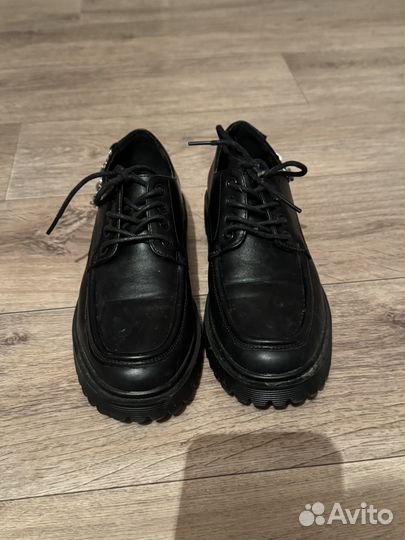 Обувь женская 37 размер