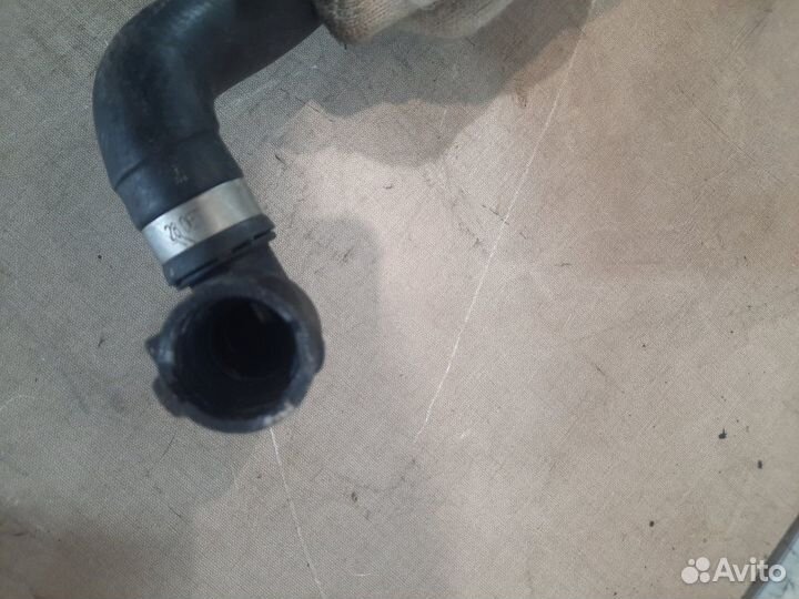 Патрубок Mercedes Gla180 X156 270.910 2015