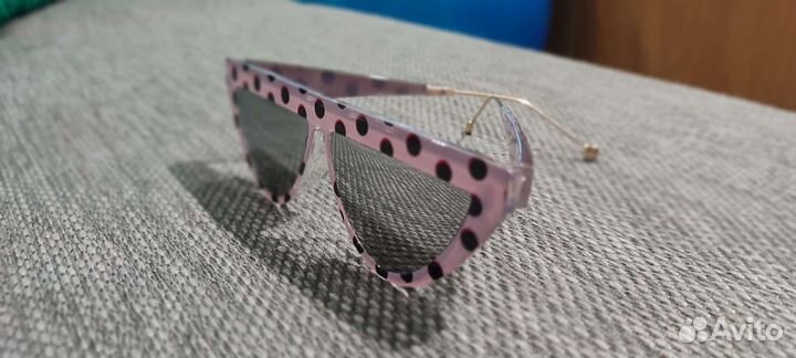 Солнцезащитные очки