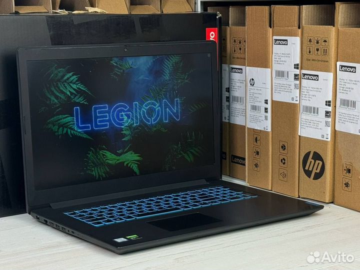 Игровой Lenovo 17 дюймов i5+GTX 16/512