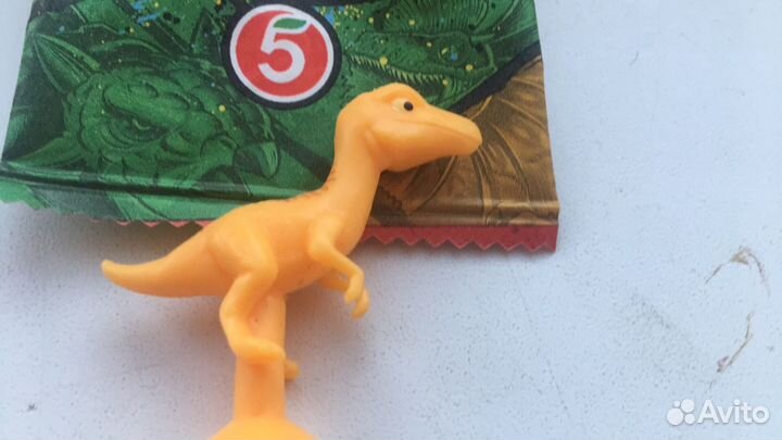 Магнитики/брелки/завры/драконы