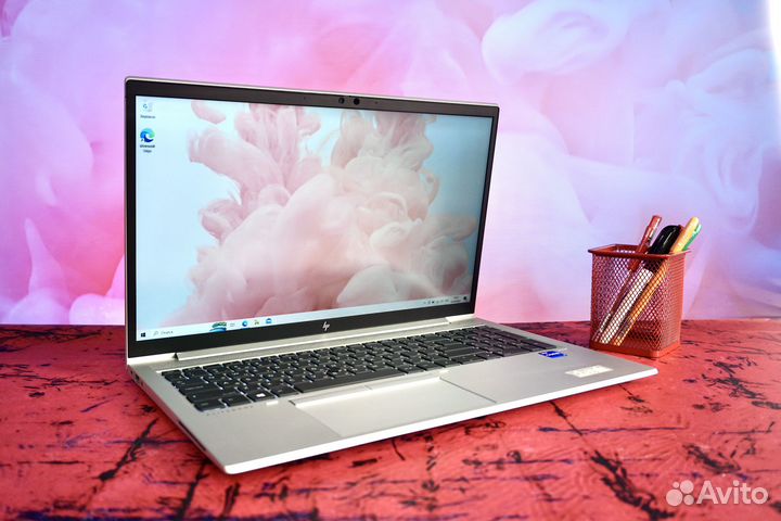 Легкий ультрабук HP / Core i7 / 512 GB / SSD