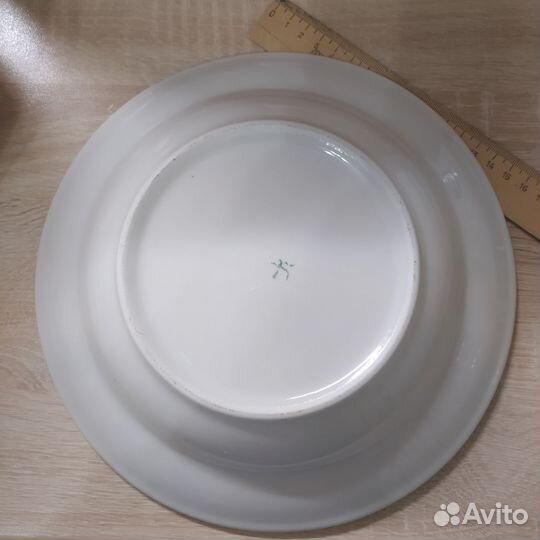 Набор тарелок