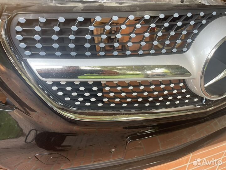 Бампера в комплекте на mercedes v класса