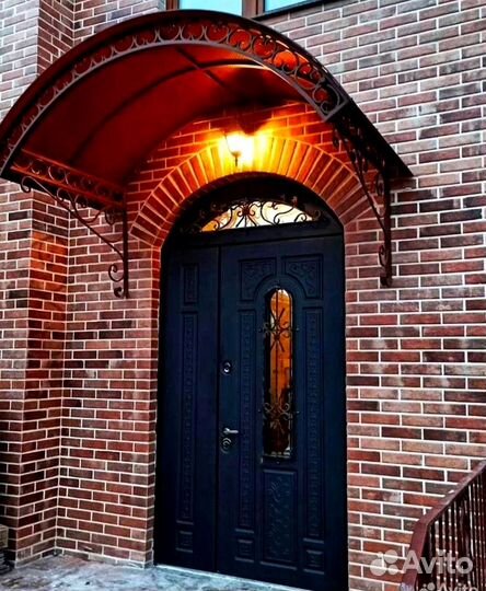 Входная дверь для дома