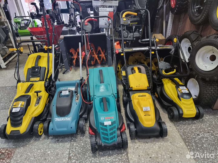 Газонокосилка электрическая