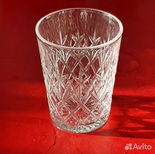 Хрустальные стаканы