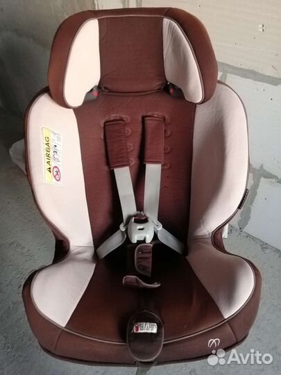 Автокресло от 9 до 25 кг Carmate Ailebebe Zutto