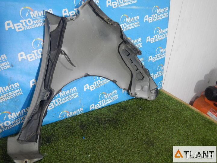 Крыло переднее левое toyota prius