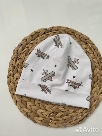 Шапка тонкая Бини для мальчика новая