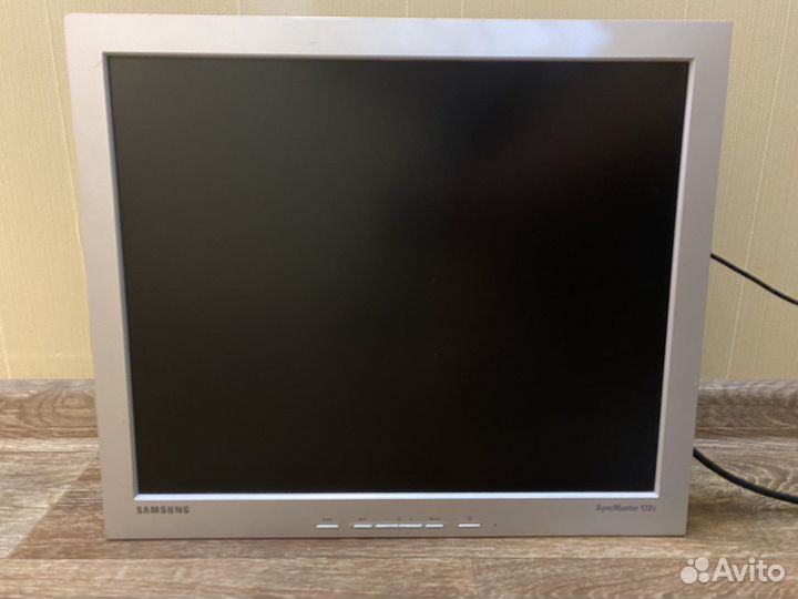 Монитор Samsung syncmaster 172s