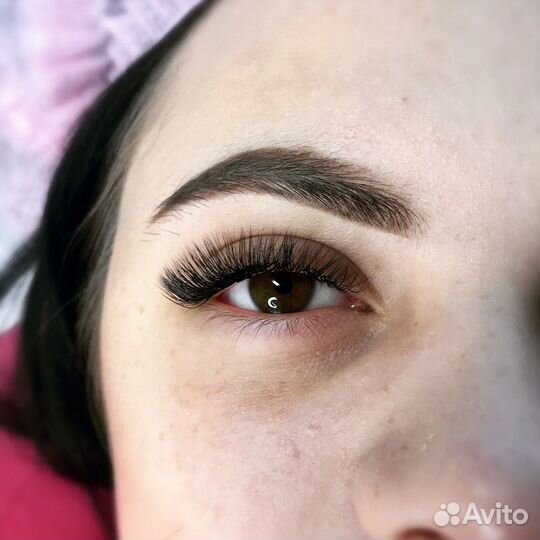 Наращивание ресниц, архитектура бровей