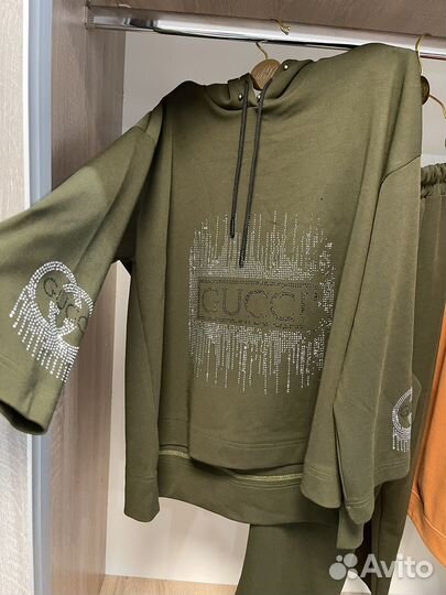 Костюм спортивный женский 46