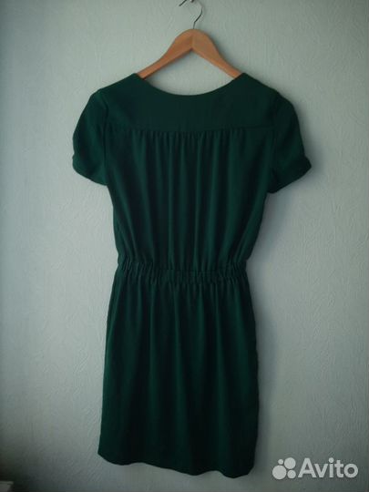 Платье Zara женское, зеленое, размер S