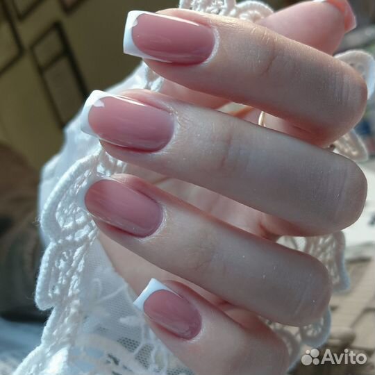 Мастер маникюра и педикюра