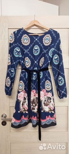 Платье шёлковое вечернее размер L